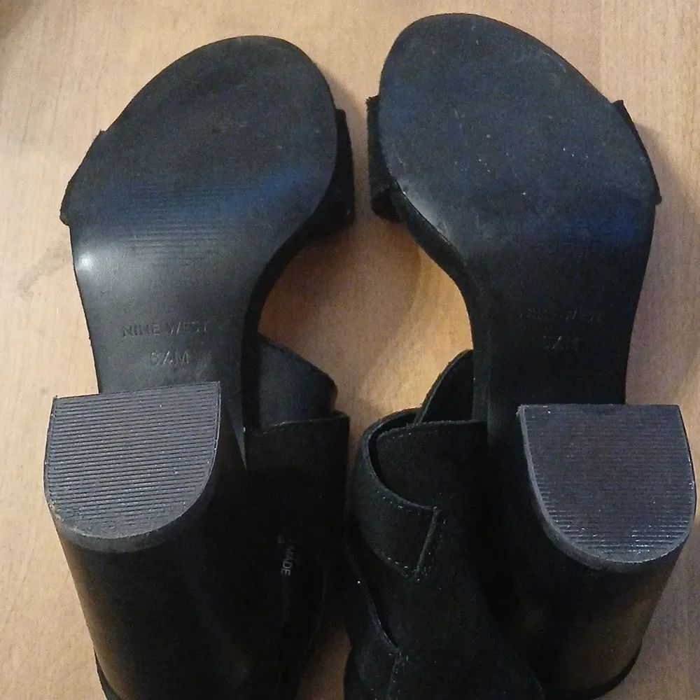 Nine West Gemina black leather block heel strapped sandals Sz 6.5 - Picture 9 of 12